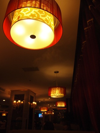 1348375014-1412508636 Shanghai-三人行骨頭王 其實就是火鍋阿