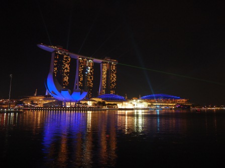 1353585800-51186934 Singapore-Marina Bay Sands金沙雷射燈光音樂水舞秀 一整個驚喜滿滿的Wonder Full