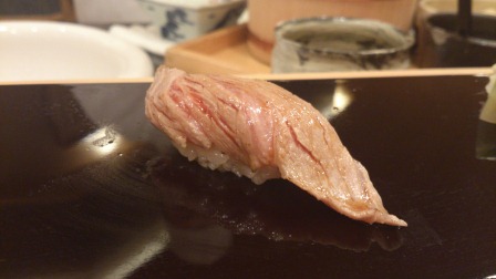 1354030749-564890061 Ginza-銀座茶屋 柳庵 Miss Japan幫你倒酒