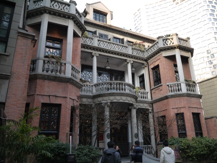 1358260846-3443390539 Shanghai-新天地 超熱鬧觀光客必訪