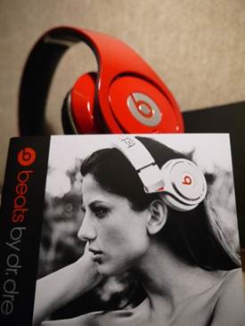 1359598999-1116106004 潮的好 買Beats與我的蝴蝶作伴