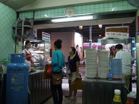 1361460169-169102708 Bangkok-勝英發 曼谷也有好吃的港式料理