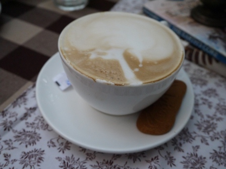 1362014414-2522596658 Shanghai-人氣咖啡館 小小花園