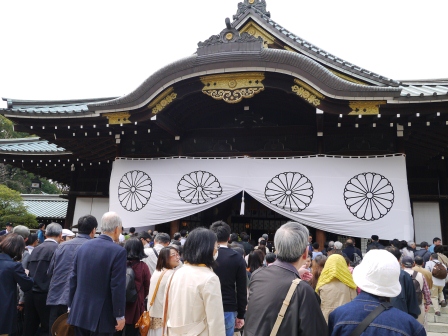 1364222653-4182841260 Kudanshita-櫻花祭始於靖國神社櫻花標本木(2013お花見之一)