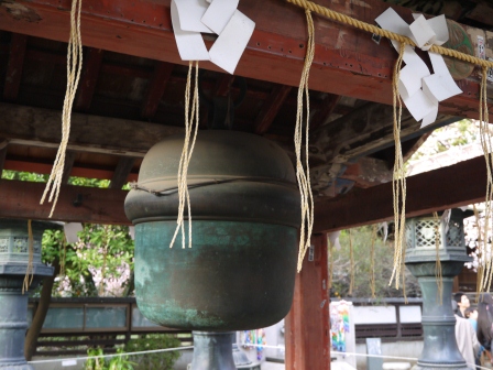 1364566790-3874644231 Ueno-沉醉在上野公園 滿開的櫻花繽紛 無法計畫的祭典(2013お花見之三)