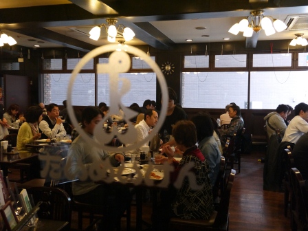 1364828636-157216052 Nihonbashi-傳統老店 たいめいけん給你最厲害的蛋包飯