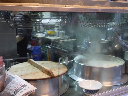 1366037346-289242264 新竹-無名早餐店 饅頭肉排蛋 搬家後依舊好吃