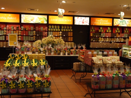 1370185223-2484383444 Singapore-Bengawan Solo樟宜機場買娘惹糕當伴手禮