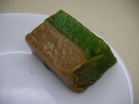 1370185237-3626428615 Singapore-Bengawan Solo樟宜機場買娘惹糕當伴手禮