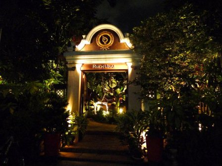 1371131596-1364888219 Bangkok-Ruen Urai曼谷最好的餐廳之一
