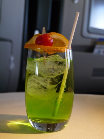 1373423527-876302518 台北曼谷倫敦 長榮桂冠艙 運氣不好沒搭到皇璽桂冠艙(2013英法德三國四城快速通過之2)