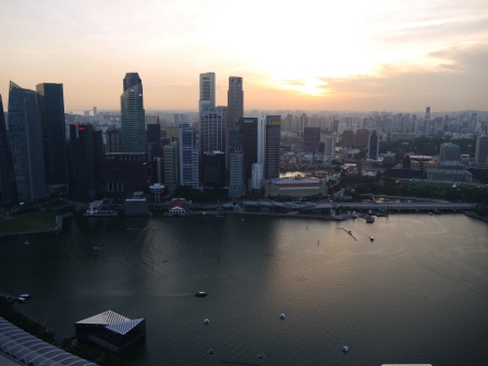 1373689804-603603398 Singapore-Marina Bay Sands Infinity Pool金沙酒店57樓無邊際游泳池