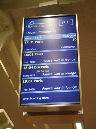 1373794755-272285116 London-Eurostar倫敦巴黎歐洲之星初體驗 一點都不夢幻的火車行(2013英法德三國四城快速通過之12)