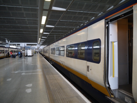 1373794759-3430086074 London-Eurostar倫敦巴黎歐洲之星初體驗 一點都不夢幻的火車行(2013英法德三國四城快速通過之12)