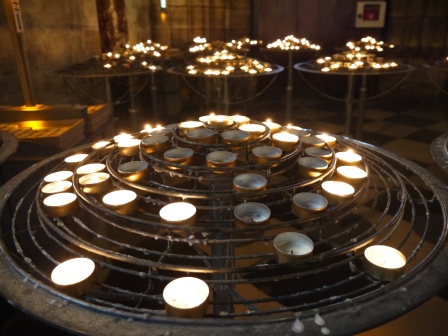 1375189941-3805568499 Paris-聖母院 有鐘樓怪人?(2013英法德三國四城快速通過之15)