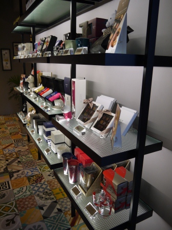 1375760402-64871977 大安-Agnes b. Cafe L.P.G.可愛的名牌下午茶