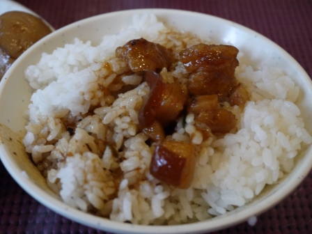 1378039807-1419182948 新竹-六鼎煨豬腳 軟爛Q彈 好吃好吃