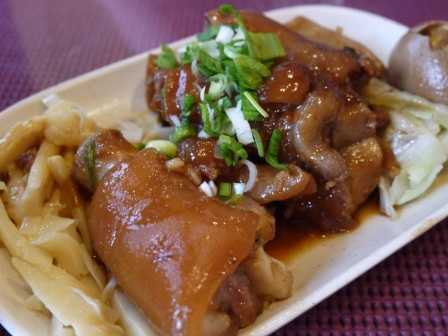 1378039812-1685541343 新竹-六鼎煨豬腳 軟爛Q彈 好吃好吃