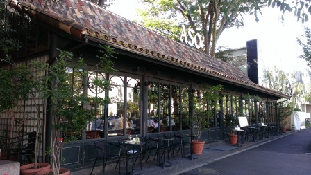 1383971799-3494471107 Daiganyama-書店怎麼可以這麼美 代官山的蔦屋書店