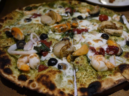 1384953182-3650355246 松山-Pizzeria Oggi拿坡里認證 好好吃的窯烤披薩