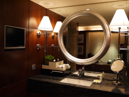 1385911096-615005526 HK-東方文華真的優 床超好睡 睡的感冒都快好了