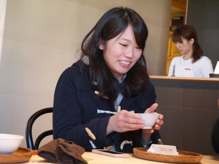 1387960648-4187340877 Omotesando-微熱山丘 南青山寧靜巷內的台灣之光 一杯茶一塊鳳梨酥的享受