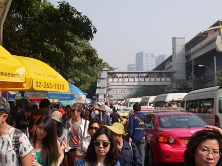 1394343133-2794985689 Bangkok-超大市集應有盡有 不買看熱鬧也很有趣的Chutuchak恰圖恰市場