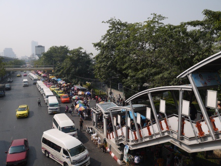 1394343136-547207878 Bangkok-超大市集應有盡有 不買看熱鬧也很有趣的Chutuchak恰圖恰市場