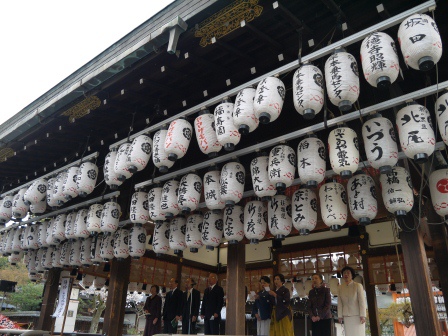 1397654749-2592456584 Kyoto-八坂神社&円山公園 有點亂的櫻花園區