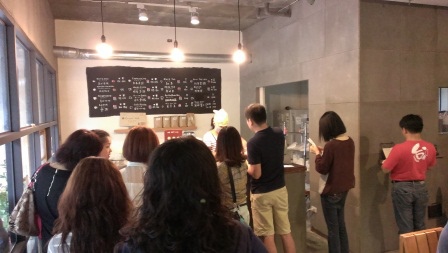 1399689146-2335814677 台中-Haritts 日本來的甜甜圈專賣店