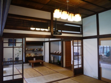 1401080282-1999770055 宜蘭-宜蘭文學館九穀咖啡茶 超讚