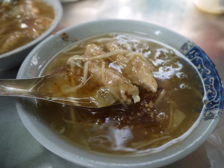 1402387540-234667279 嘉義-正老牌北興榕樹下綜合冰&黃家涼麵