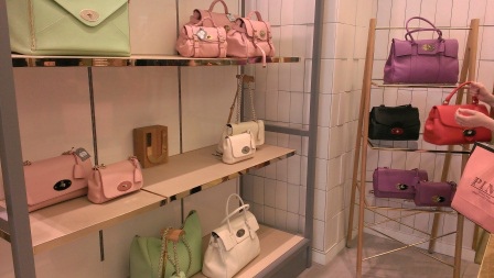 1403654772-3082490901 London-倫敦也有outlet 來Bicester Village血拚吧!