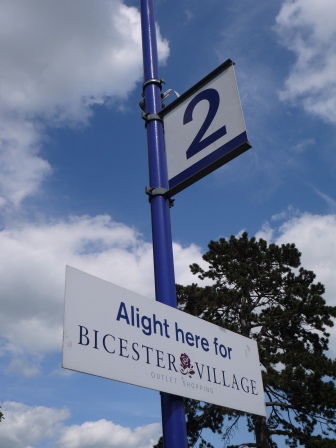 1403659066-3018696197 London-倫敦也有outlet 來Bicester Village血拚吧!