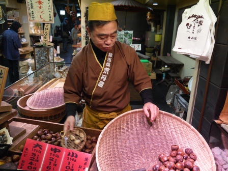1403920933-1838357919 Kyoto-好吃好逛 傳統錦市場