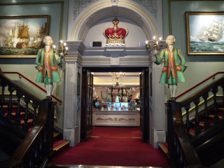 1404212020-109672965 London-Fortnum&Mason正宗英國茶名店