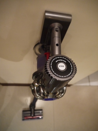 1412691038-694493999 吸力永不減退 Dyson DC62霹靂吸塵器