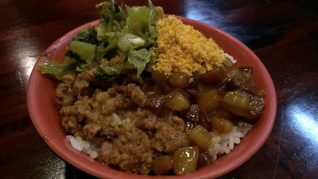1413464470-101895274 竹北-高雄滷肉飯(郭) 香甜的滷肉飯