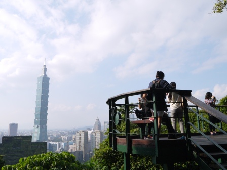 1413642501-1904234614 信義-象山步道 運動兼賞101
