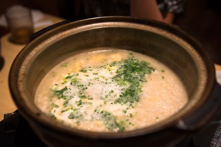 1413901456-1944439550 Fukuoka-黑輪郷土料理 すぎのこ 水炊鍋就是火鍋不是嗎?