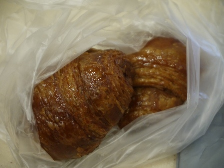 1413901474-2492610412 Fukuoka-il forno del mignon好香好香的可頌啊