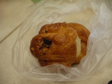 1413901477-3143459534 Fukuoka-il forno del mignon好香好香的可頌啊