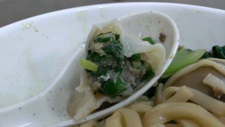 1414677069-2948520145 新竹-大東北 高麗菜盒子酥脆好吃