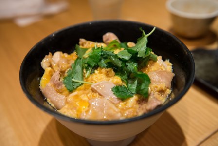 1415107136-1146266499 Fukuoka-かしわ屋源次郎 親子丼還不錯喔