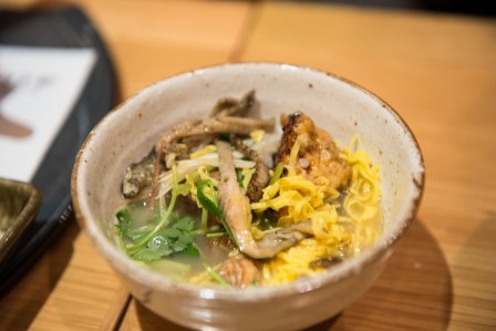 1415107140-1218137831 Fukuoka-かしわ屋源次郎 親子丼還不錯喔