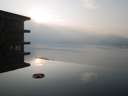 1415536314-3205125154 日月潭-日月潭畔最悠閒的早餐 在涵碧樓享受早餐佐無敵湖景(魚池)