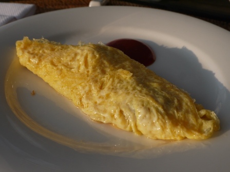 1415536323-3499205412 日月潭-日月潭畔最悠閒的早餐 在涵碧樓享受早餐佐無敵湖景(魚池)