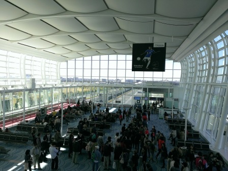 1416846066-3658969212 2014松山羽田 透早就出門