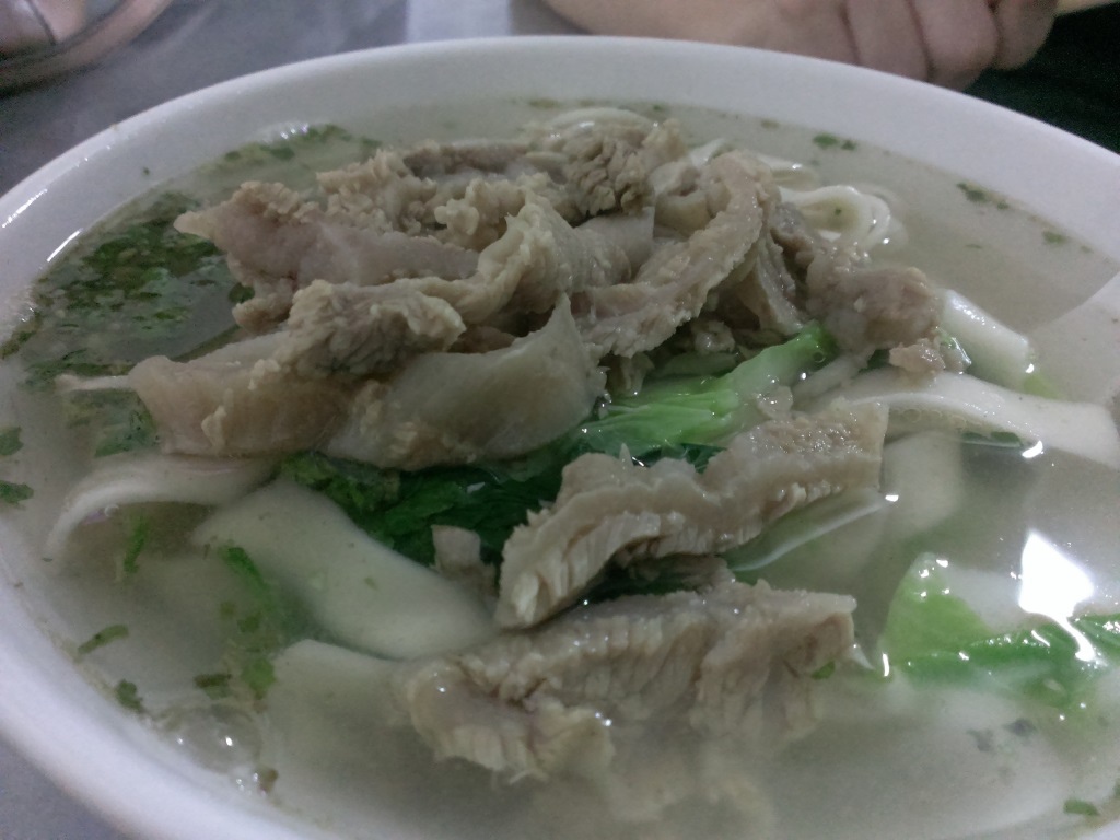 1417532656-157494448 內湖-大佳牛雜湯 清燉湯頭清甜