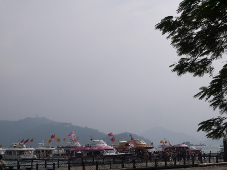 1418353215-1031145027 日月潭-乘船賞日月潭美景 天氣不優依舊美麗(魚池)